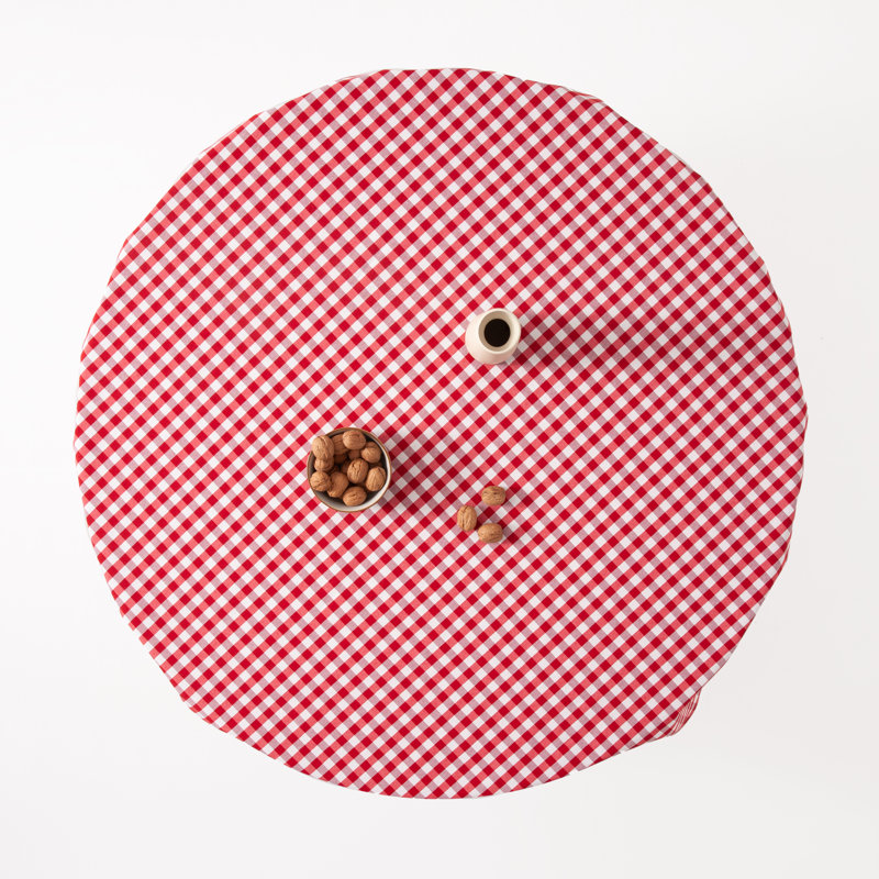 Kuehl Tablecloth, Red