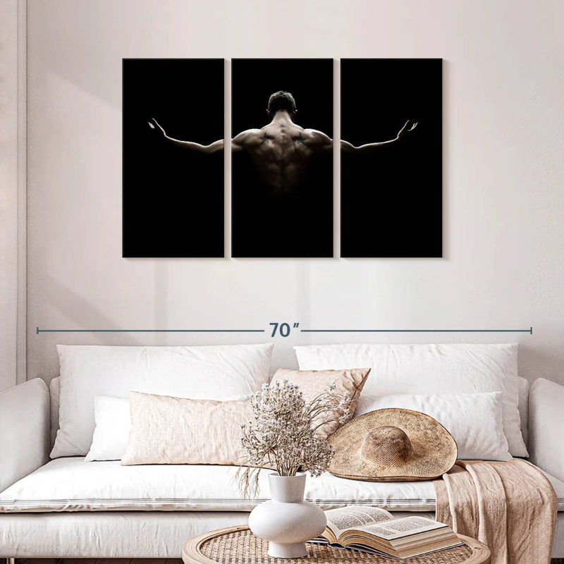 Senne Muscular Back, 28" H x 45" W