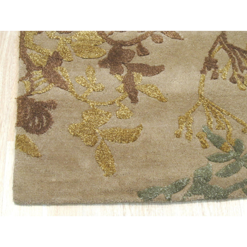 Hand Tufted Wool Floral Area Rug