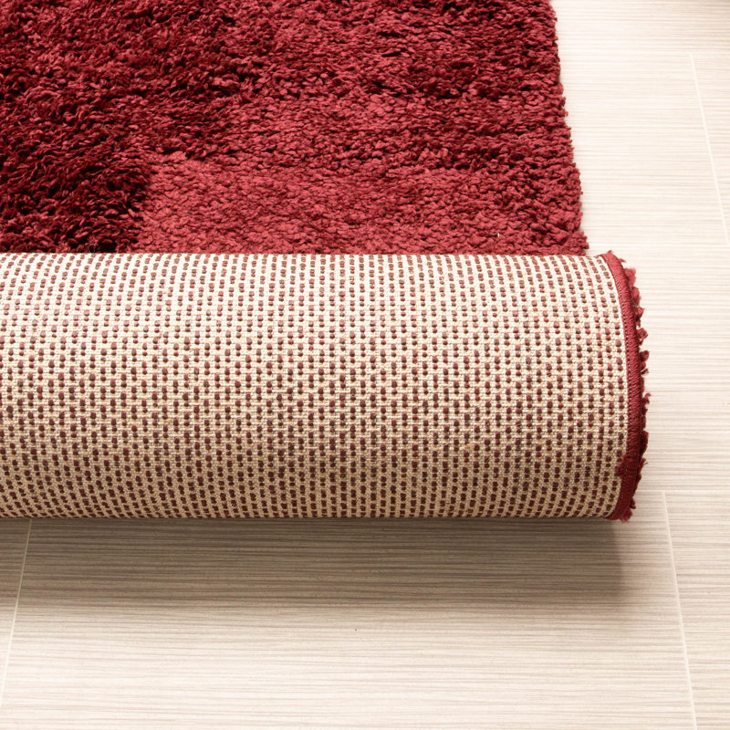 Tapis rouge à longs poils Deason, Rectangle 4 pi x 6 pi