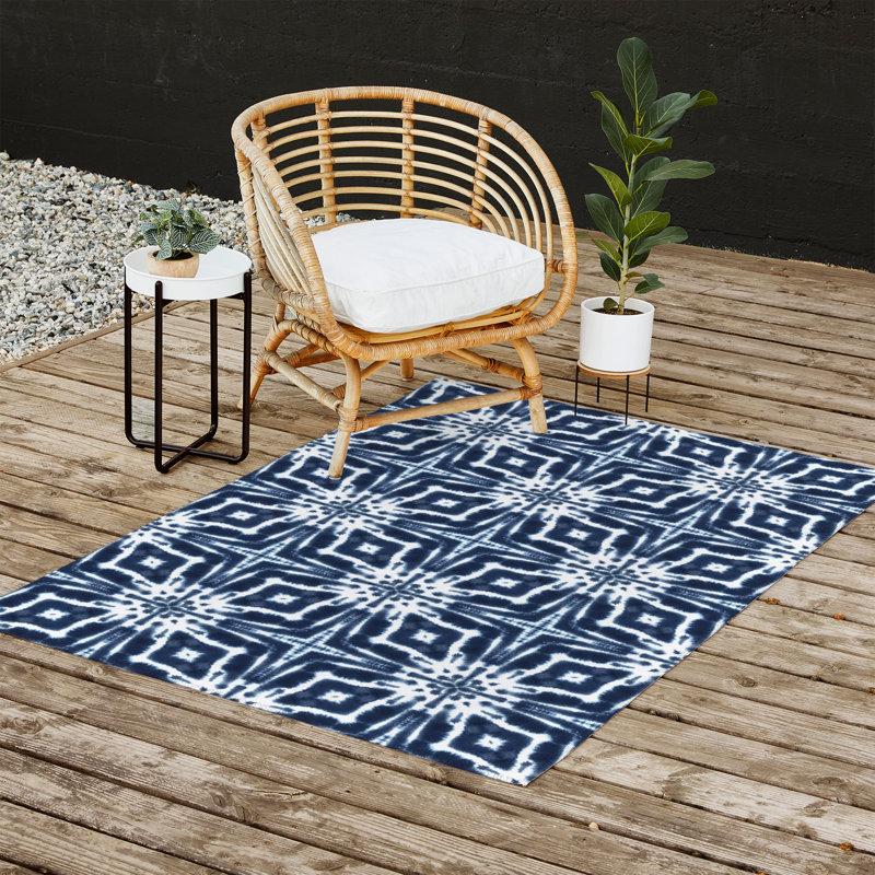 Floral Indoor / Outdoor Rug, Rectangle 4' x 6'