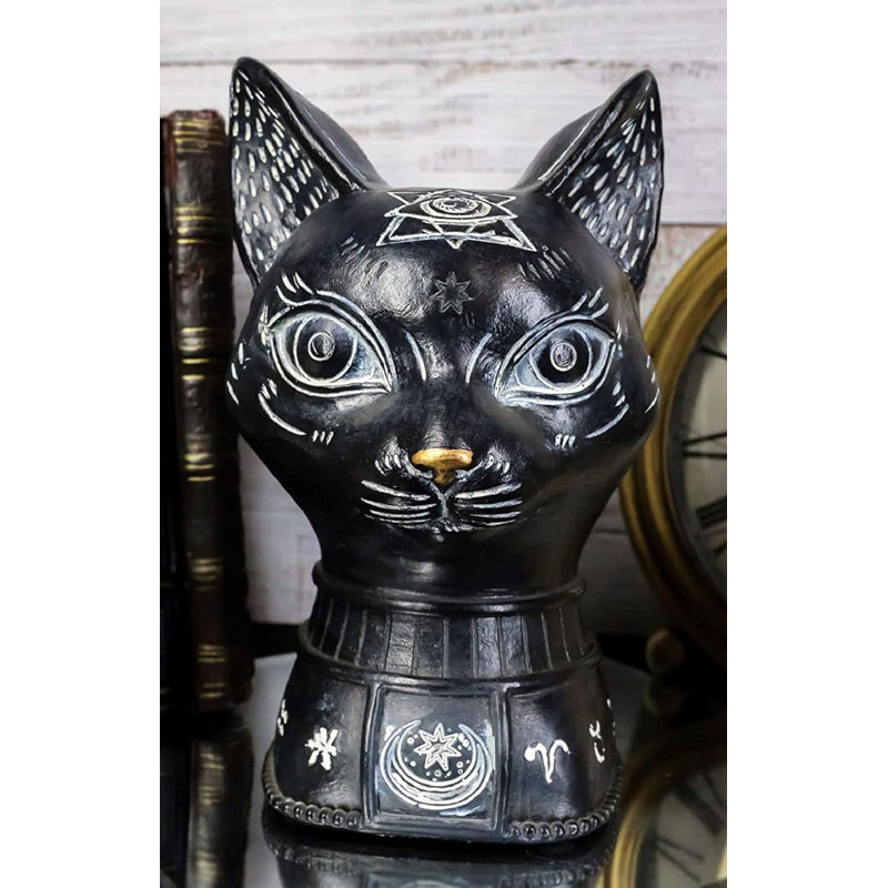 Antravian Figurines & Sculptures
