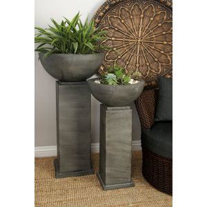 Amirah 2 - Piece Metal Urn Planter Set