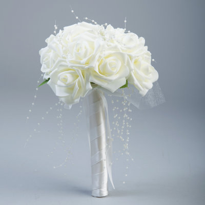 Arrangement floral rose en mousse