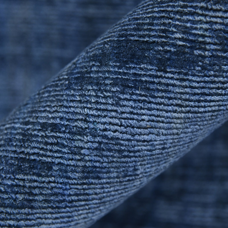 Handmade Blue Sapphire Viscose 2' x 3' Area Rug