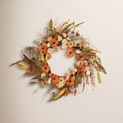 22" Berry Floral Wreath