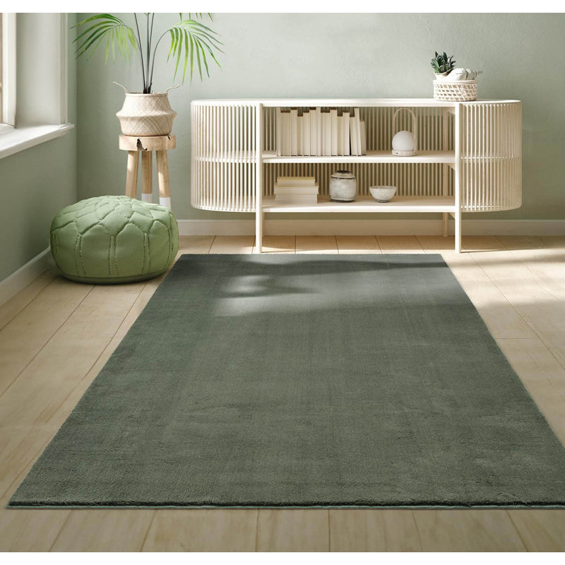 Machine Tufted 220cm X 160cm Area Rug