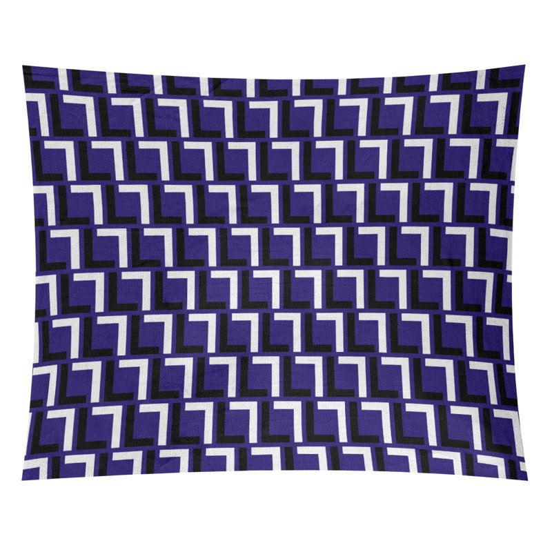 Tapisserie de football de luxe, H 27,5 po x l 37,5 po, Mauve / noir / blanc, Microfibre