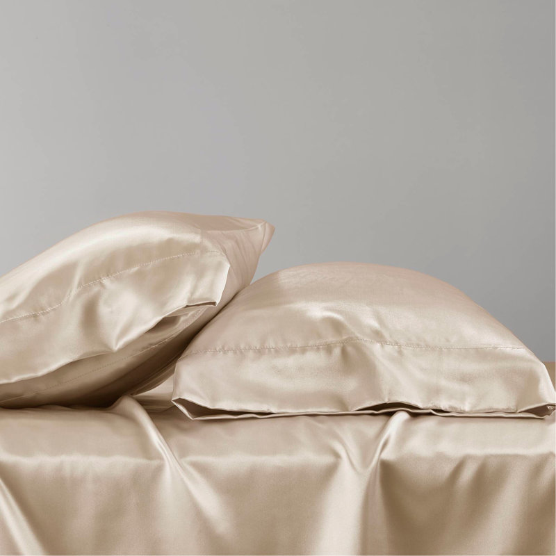 Satin Luxury Sheet Set Full, Full Bedspread + 5 Additional Pieces, Champagne