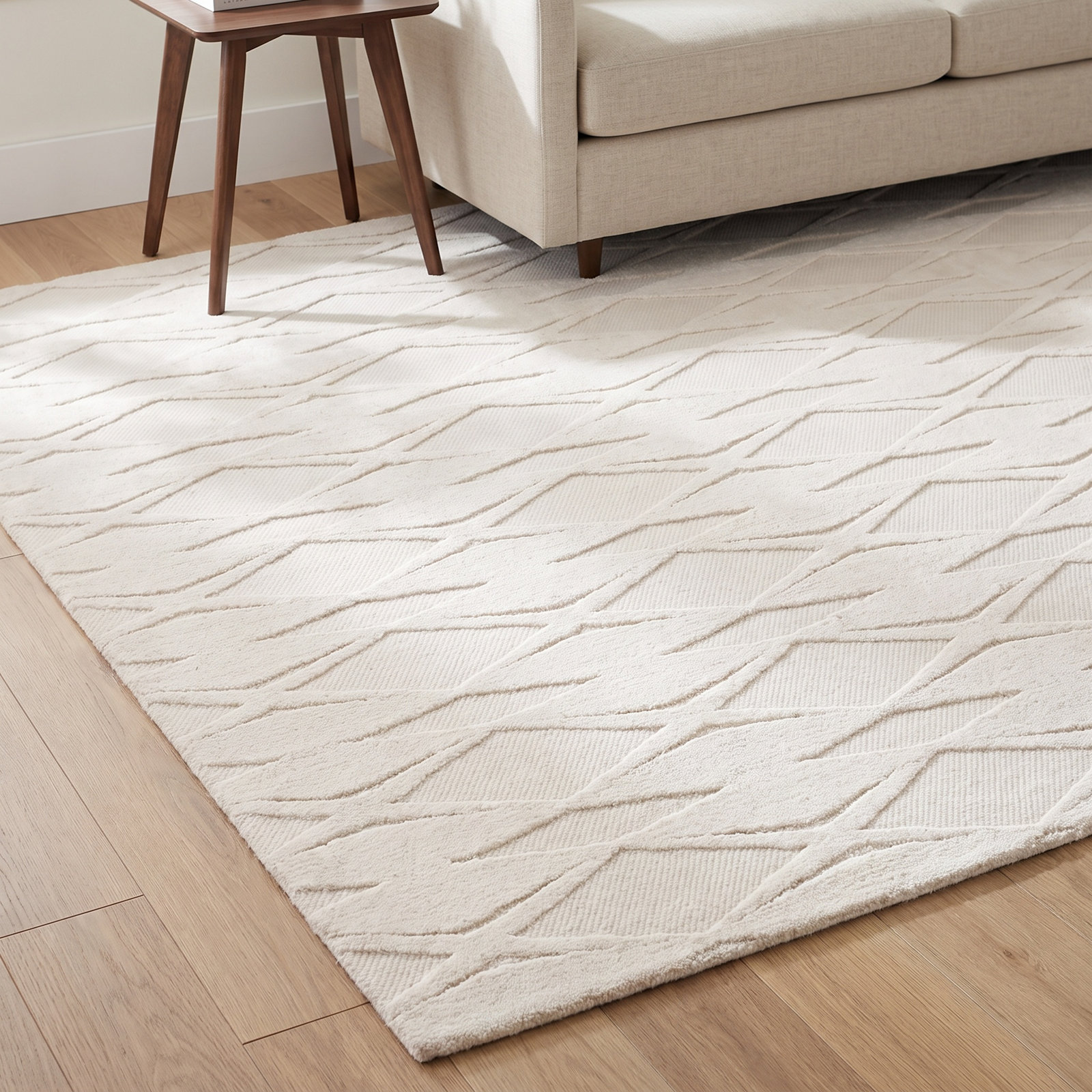 Elphia Ivory Hand-Tufted Wool Rug, Rectangle 5' x 8'