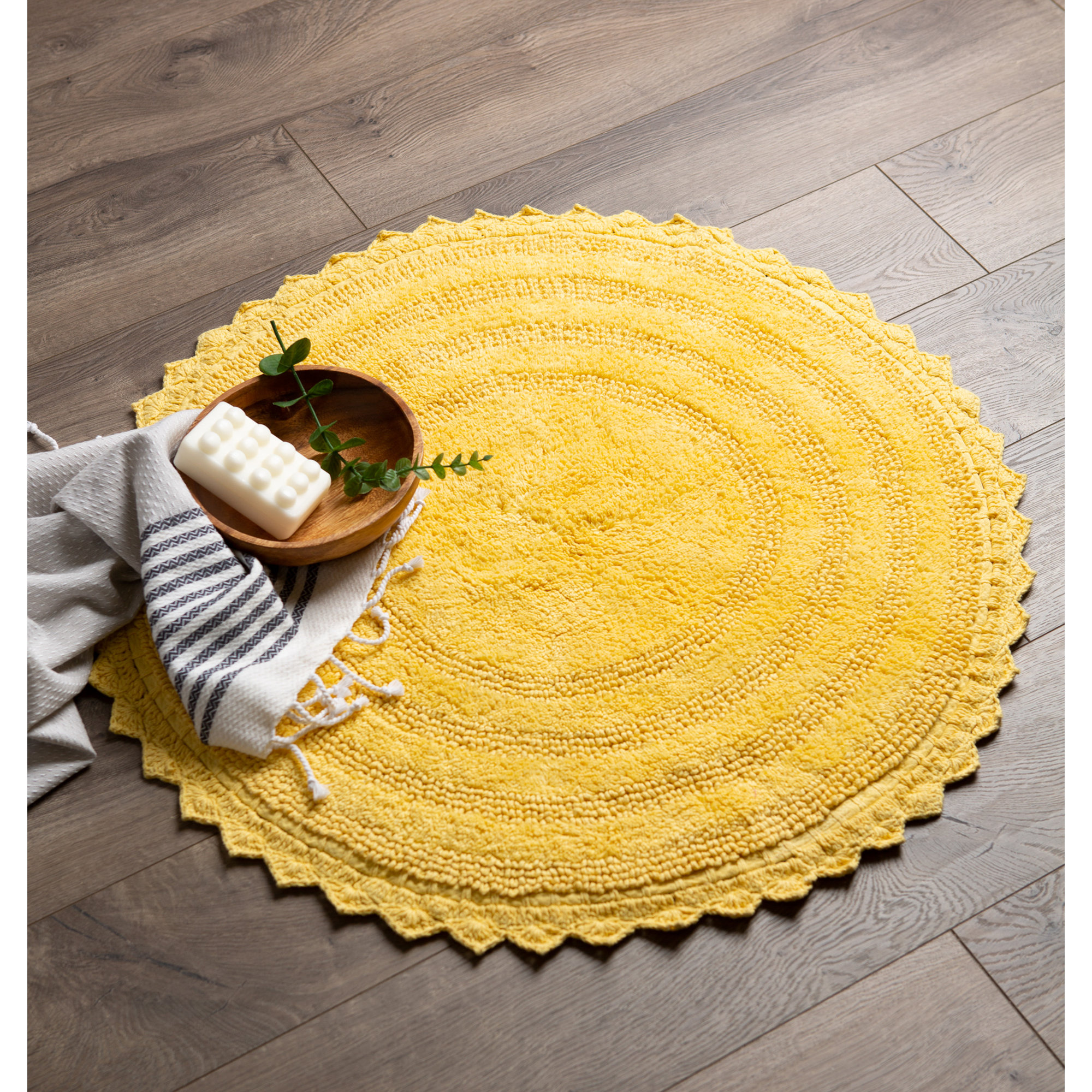 Lisk Cotton Blend Bath Rug, Yellow