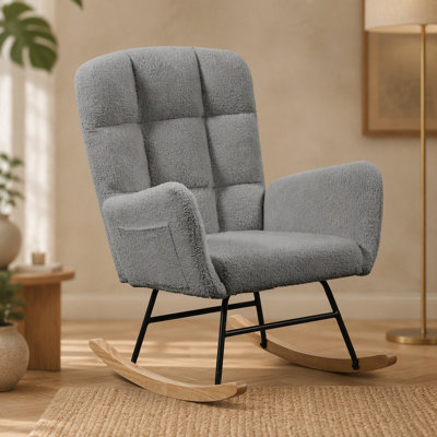 Fauteuil berçant rose en forme d'ourson