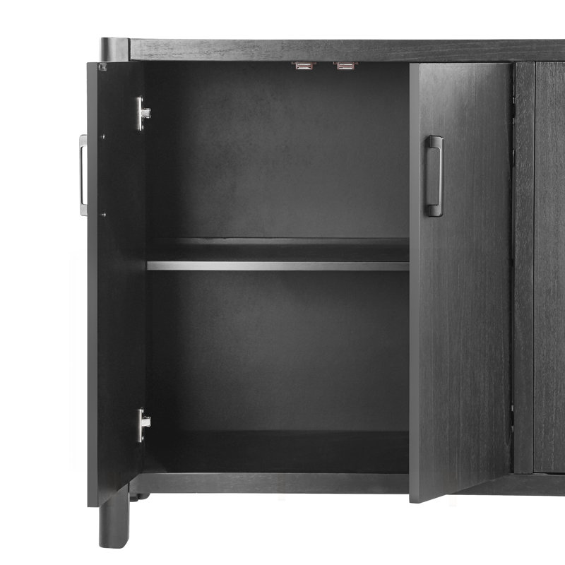 Vickey de style maison de campagne à 4 portes avec finition naturelle Mirod, une touche rustique pour les vestibules ou les petits espaces
