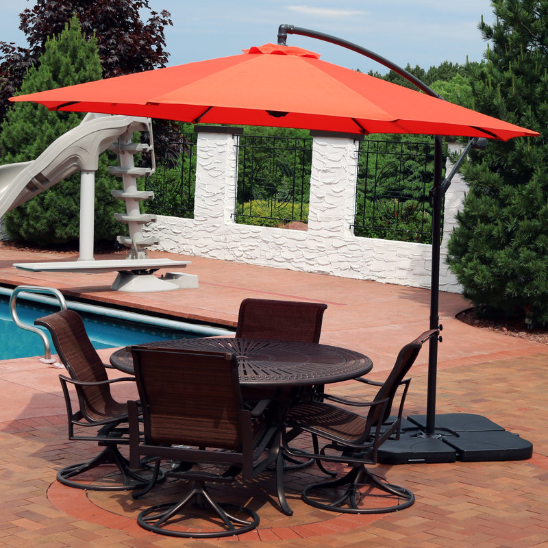 Parasol de patio décalé 10 'et base croisée et bases carrées - Beige, Orange brûlé
