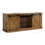 Base de console de style rustique avec portes coulissantes décoratives en métal et plusieurs tablettes de rangement ouvertes aux portes en X