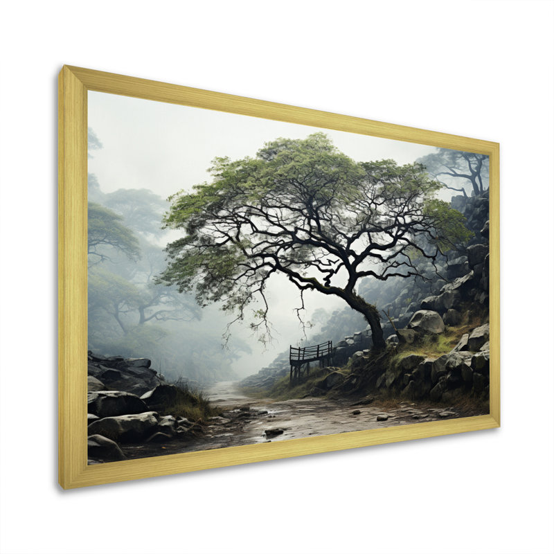 Arbre vert, élégance monochrome sur toile, Encadrement doré, H 34 po x l 44 po x P 1,5 po