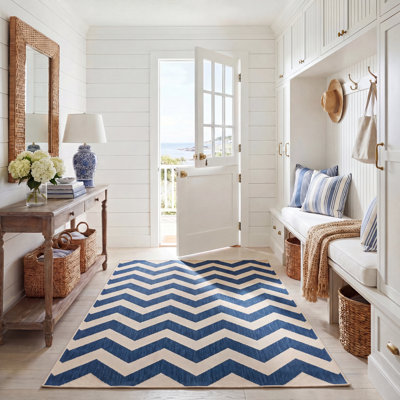 Arneshia Chevron Navy/Beige Indoor / Outdoor Area Indoor/Outdoor Area Rug