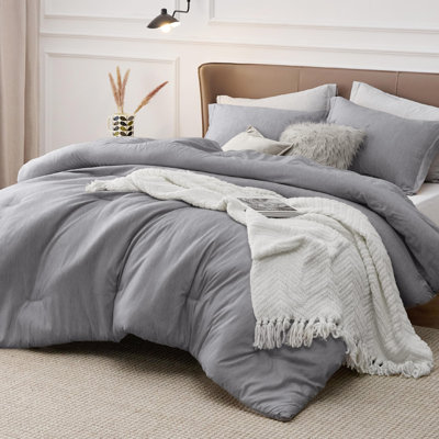 Polyester Standard Comforter