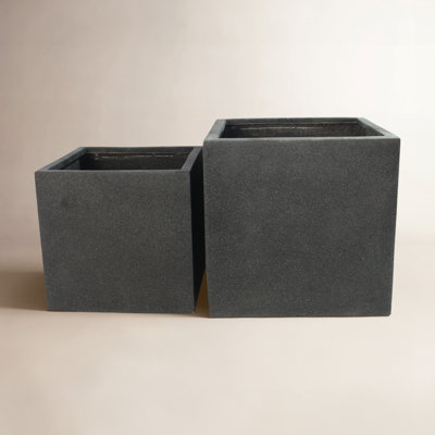 Mariano 17" Planter Box