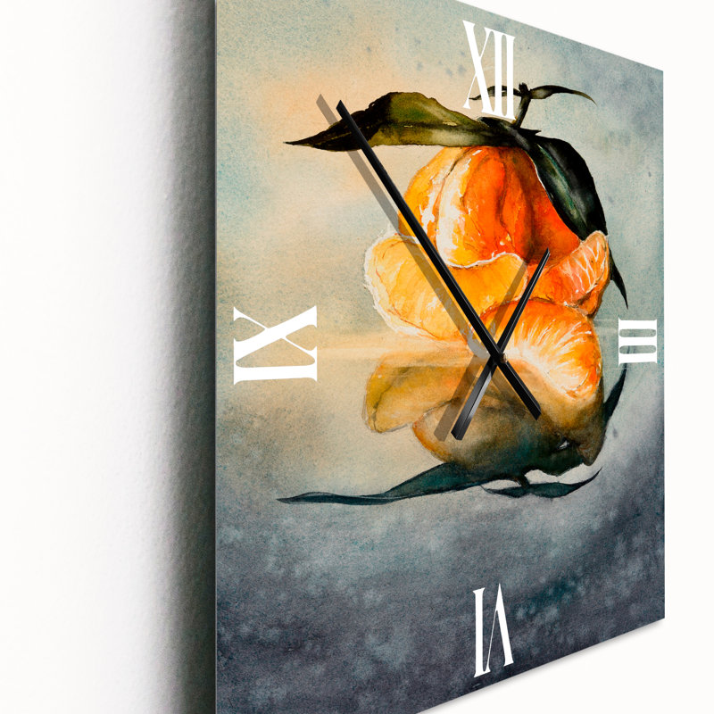 Horloge murale traditionnelle avec mandarine orange fraîche avec feuilles vertes, Moyen