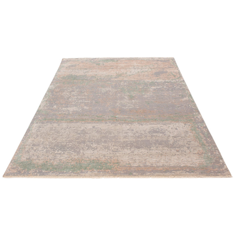 Tapis gris Legacy 8 pi 8 po x 12 pi 1 po