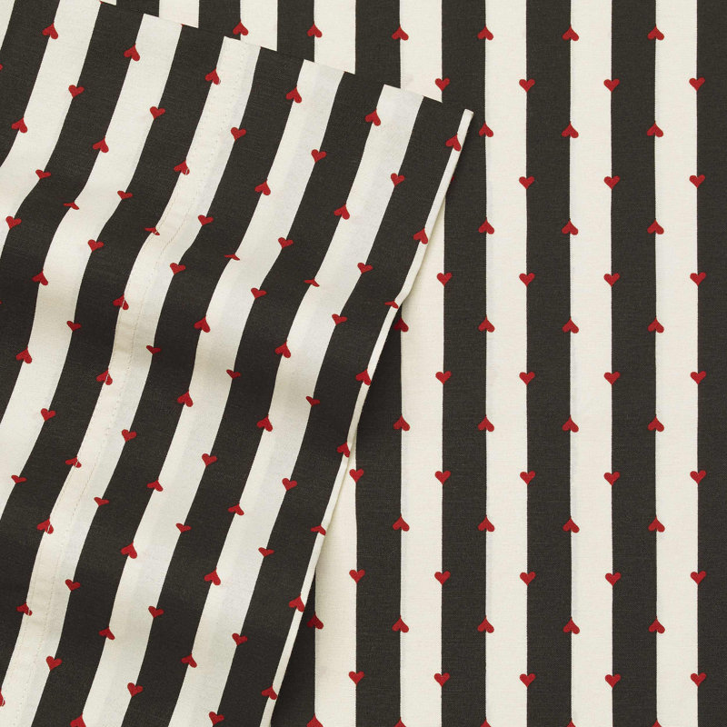 Betsey Johnson Printed Novelty Sheet Sets, Twin XL Sheet Set with 1 Standard Pillowcase, Wonderland Stripe Black