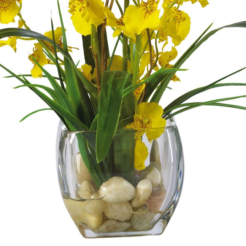 Arrangement floral dans une vase, Jaune
