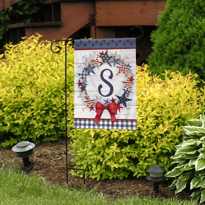 Drapeau de jardin American Wreath Monogram S