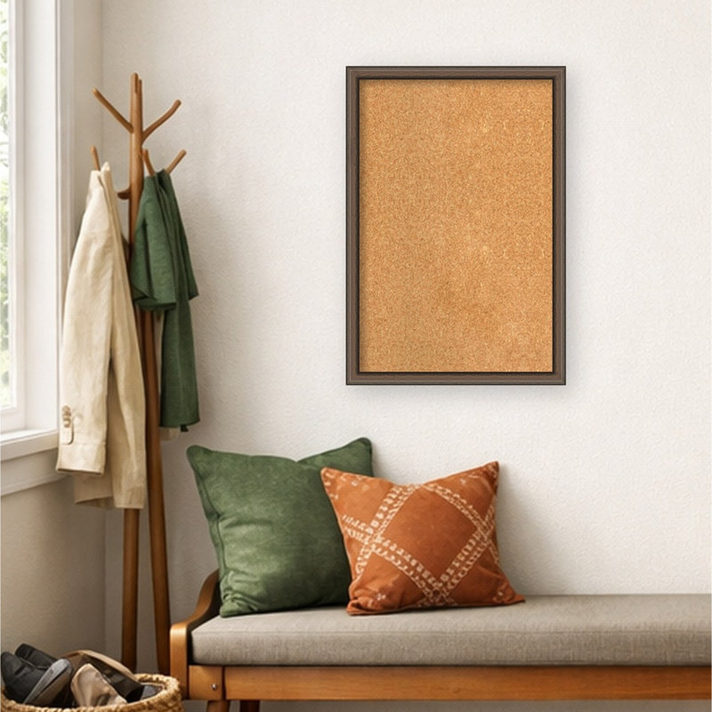 Tableau d'affichage en liège naturel Cordelia avec cadre bronze, L 18 po x H 26 po, Cordelia bronze