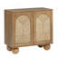 Armoire décorative bohémienne avec portes arquées et détails en ruppie maritime tissée