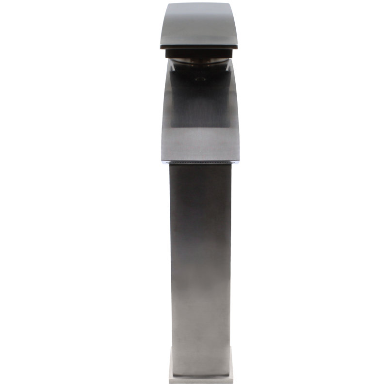 Robinet de salle de bain vasque Steger, Métal industriel