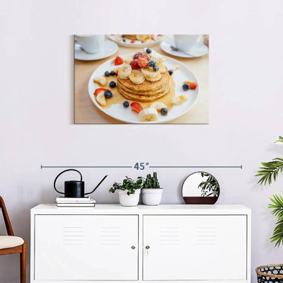 Crêpes à la banane et aux baies