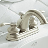 Fairfax Centerset Bathroom Faucet with Drain Assembly