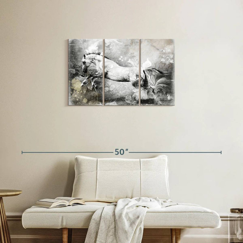 Brampt White Horse, 20" H x 33" W