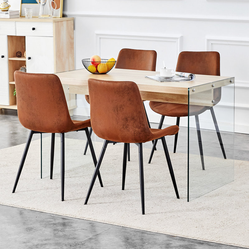 Ensemble de table et de chaises. Table basse en panneau de fibres à densité moyenne à texture bois - renforcé avec des pieds en verre trempé.