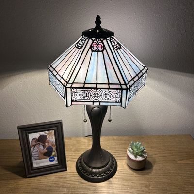 Lampe de table Foerster de style Tiffany Ampoule DEL en vitrail hexagonal blanc incluse H 22 po x l 12 po x P 12 po
