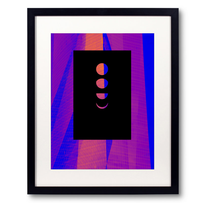Domino Moon par Kevin Quinn - Art encadré, H 30 po x l 24 po