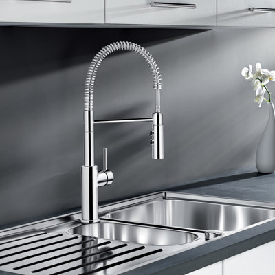 Catris Pull Out Single Lever Monobloc Tap