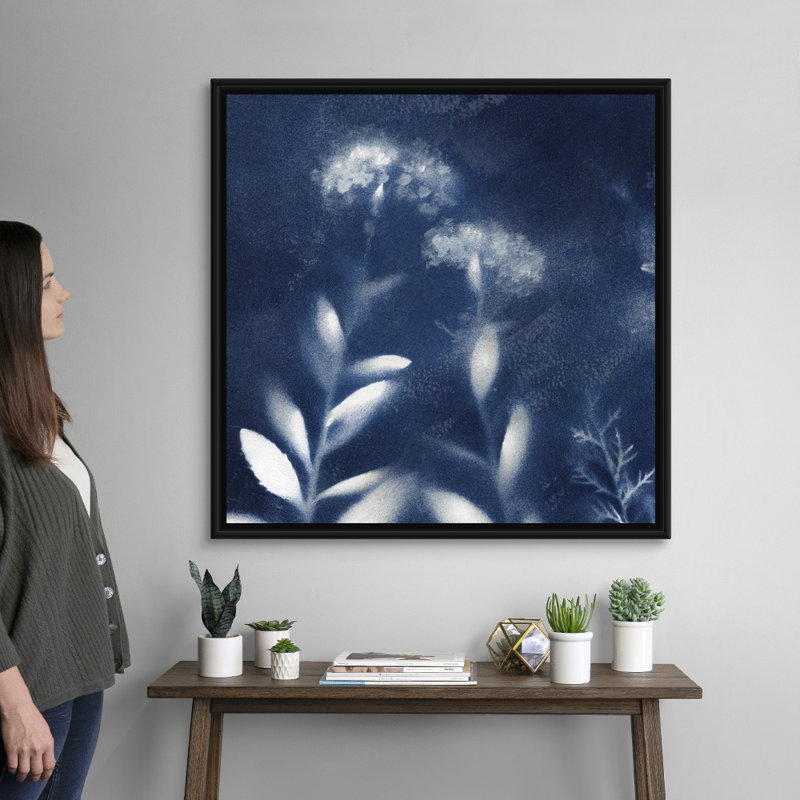 Nature's Indigo II - reproduction d'art sur toile, H 37,7 po x l 37,7 po x P 1,75 po, Cadre flottant noir