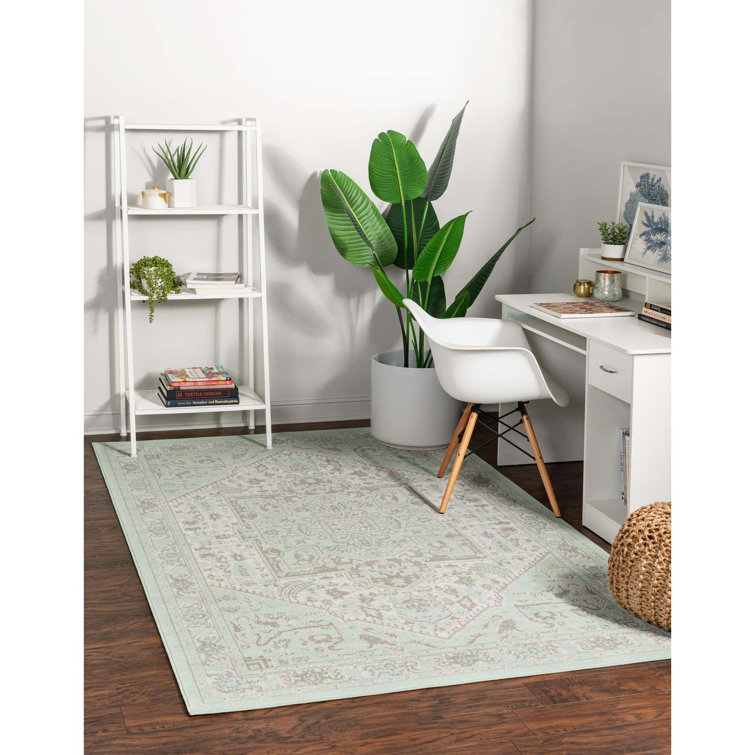 Shauntra Oriental Indoor Rug