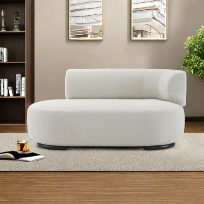 Elegant and comfortable solid wooden chair by hennahome
