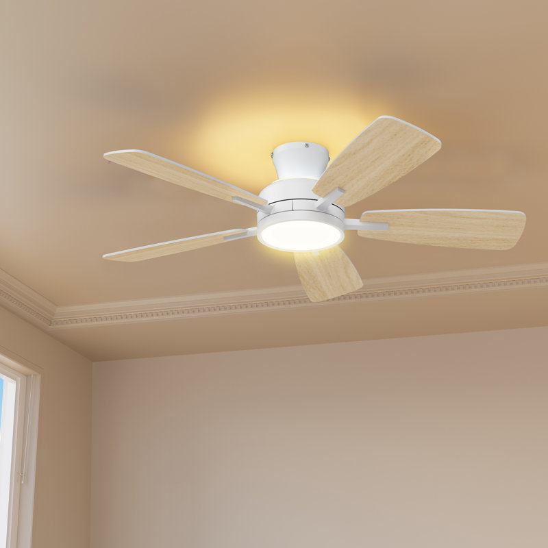 Ventilateur de plafond encastré avec lumière DEL de 46 po Aare, Blanc avec pales chêne / blanches