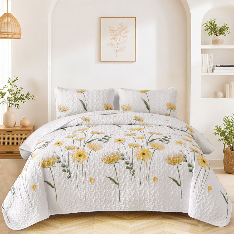 3 Pieces Floral Quilt Set Lightweight Farmhouse Style Coverlet Sets For All Season, Yellow, Queen Quilt + 2 Queen Shams