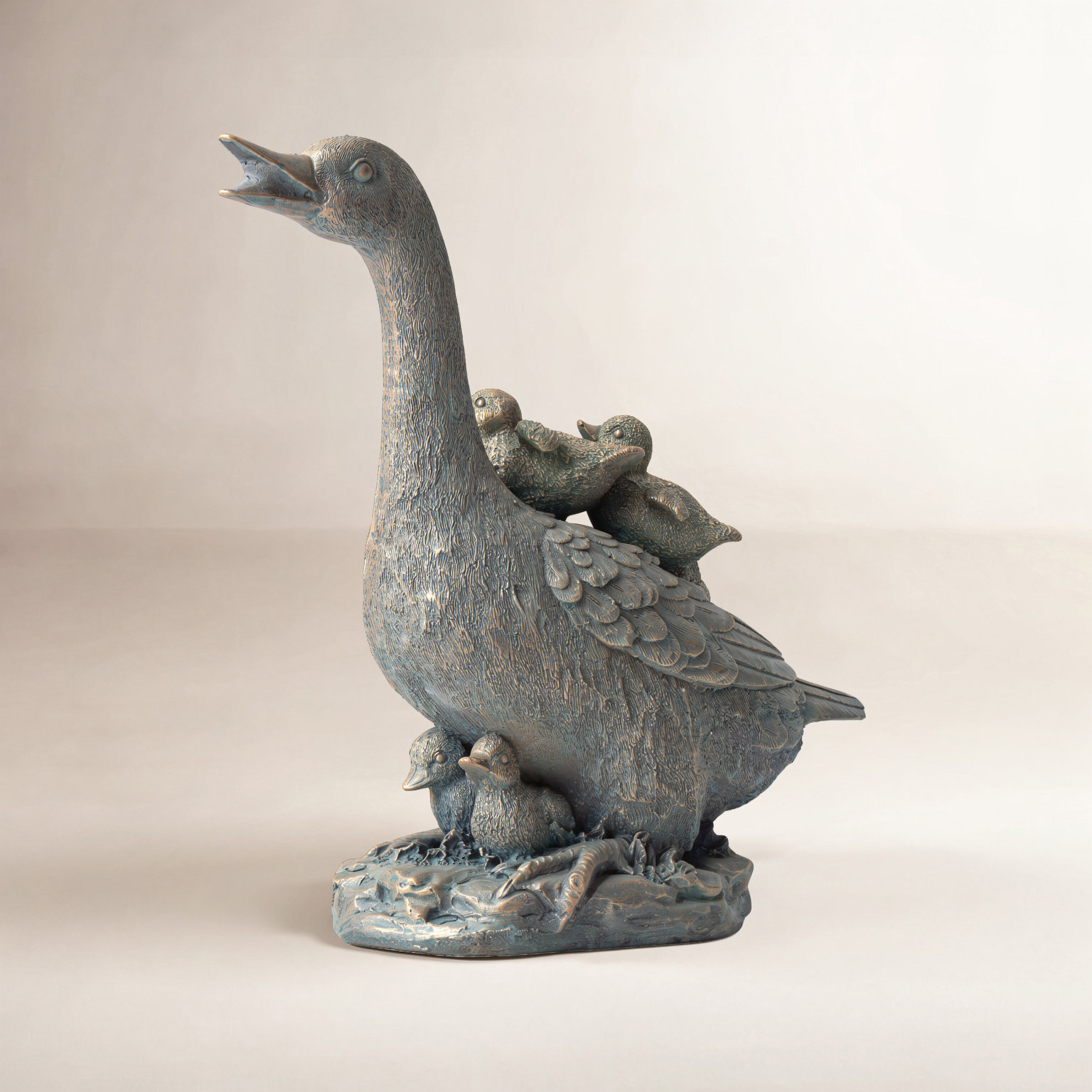 Diahn Duck Garden Statue