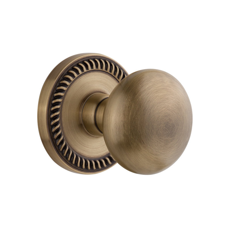 Grandeur Newport Rosette Privacy with Fifth Avenue Door Knob, 2 3/8", Vintage Brass