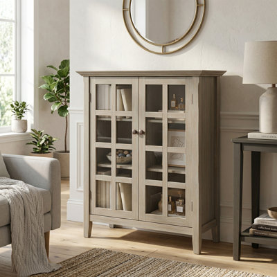 Armoire de rangement bas de style transitionnel en bois massif avec portes vitrées et tablettes réglables Acadian