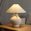 Lampe de table en céramique texturée faite à la main de 16,5 po à base d'urne en boucle, lampe de chevet de style campagnard pour le décor du salon