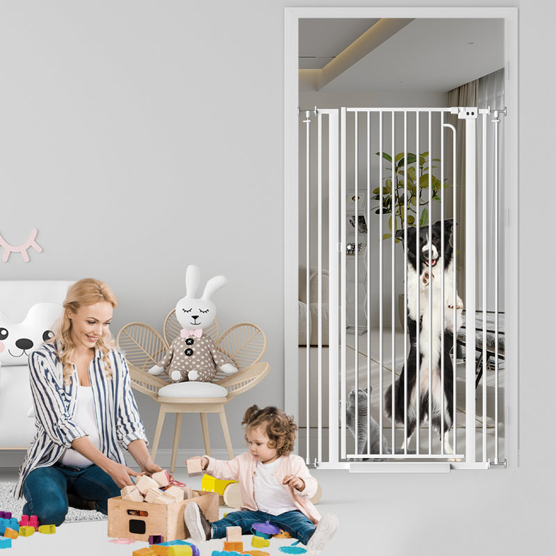 Barrière extra haute pour animaux 57 po avec fermeture automatique | Barrière pour animaux pour escaliers, ouvertures larges | Réglable 57 po - 62 po - blanc