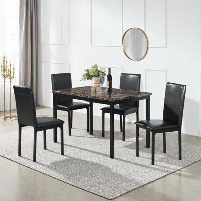 Dinette 5 pièces - plateau en faux marbre, pieds en métal noir, sièges en vinyle Bi-Cast, assemblage sans outil de 10 minutes, ensemble de salle à manger d'appartement parfait