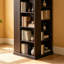 Armoire de rangement rotative à 360 ° en bois avec 34 compartiments, tablettes réglables pour CD, DVD et livres - Conception moderne peu encombrante pour le salon et le bureau personnel